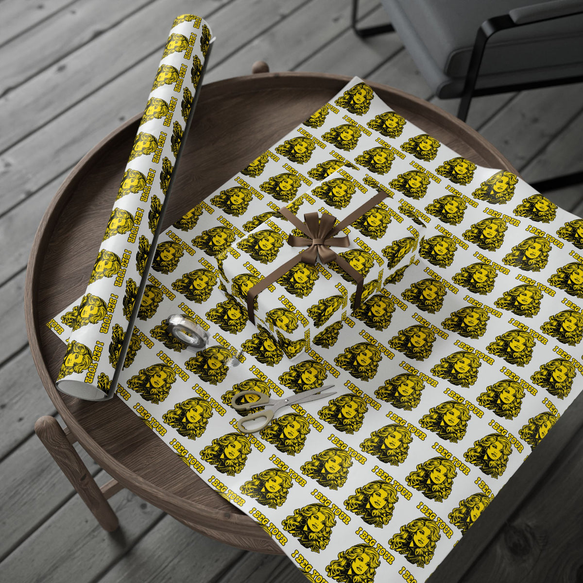 I Beg Your Parton Country Christmas Wrapping Paper | Retro Illustration Pattern gift wrap paper