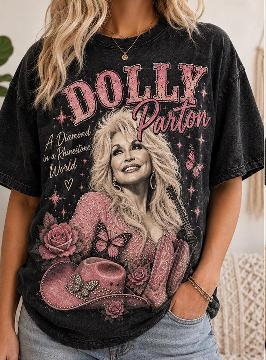 Dolly Parton Queen of Hearts T-Shirt, Dolly Forever Country Music Tee, Retro Singer Graphic Shirt, Fan Gift Apparel