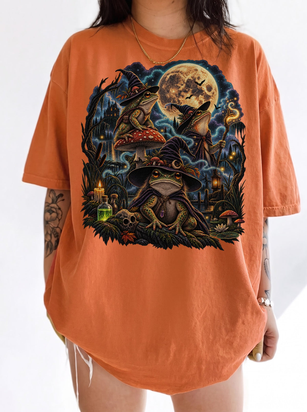 Enchanted Swamp Frog Coven Halloween T-Shirt, Y2K Witchy Graphic Tee, 90s Retro Spooky Streetwear, To The Moon