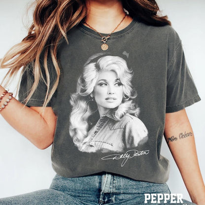 Dolly Parton Pop Art T-Shirt, Retro 9 to 5 Inspired Graphic Tee, 80s Nostalgia Country Music Fan Shirt