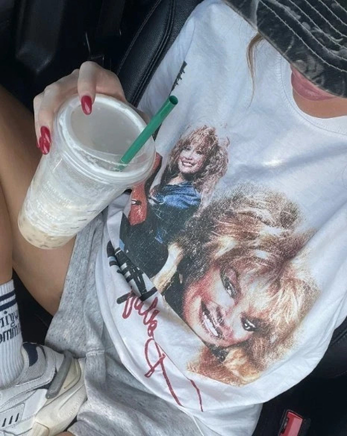 Dolly Parton Dollywood 1994 T-Shirt, Vintage Country Music Graphic Tee, Retro Theme Park Singer Shirt, Fan Apparel