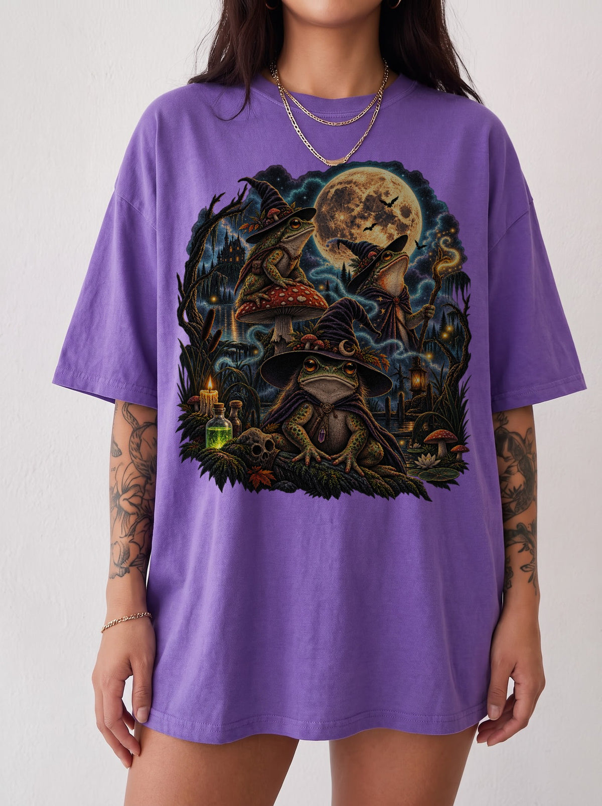 Enchanted Swamp Frog Coven Halloween T-Shirt, Y2K Witchy Graphic Tee, 90s Retro Spooky Streetwear, To The Moon