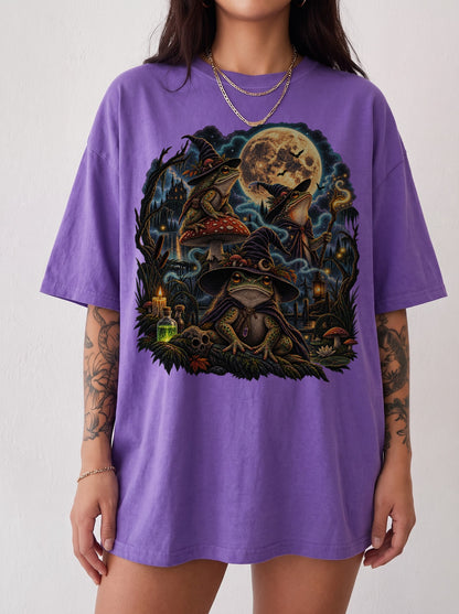 Enchanted Swamp Frog Coven Halloween T-Shirt, Y2K Witchy Graphic Tee, 90s Retro Spooky Streetwear, To The Moon