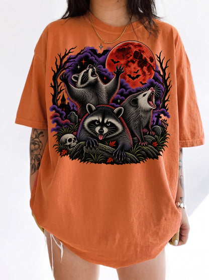 Three Raccoons Blood Moon Halloween T-Shirt, Three Wolf Moon Parody, Y2K Retro Outfit Aesthetic, Trendy Streetwear Graphic Tee