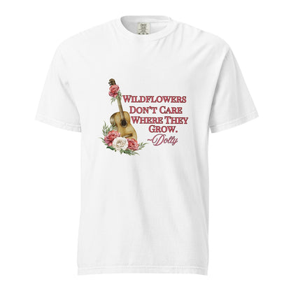 Dolly Parton Queen of Hearts T-Shirt, Vintage Country Music Graphic Tee, Retro Western Singer Shirt, Fan Gift Apparel